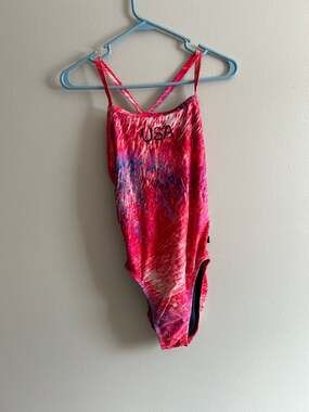 Nike Swim HydraStrong Team USA Olympics Women's Racerback One-Piece Swimsuit